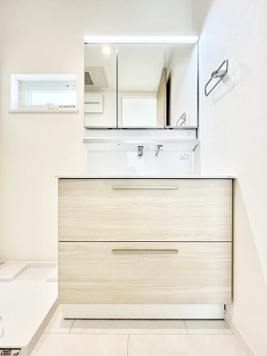 ʑEʏ@傫₷OʋŐʑ́AgȂ݃`FbN┧̂ɂ߂łB 