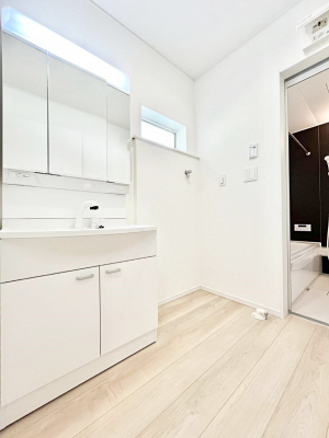 ̑@ʏ͂Ƃ̂Xy[XŁAgxx̃XLPASɗ]TĂłłB