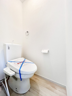 �g�C���@�����`Toilet�`�@�Y��E�X�b�L���E���K�ȃE�H�V�����b�g�t�g�C���ł��낰���Ԃł��B�g�C���͖����g�킴��𓾂Ȃ����́B����������ۂ������ł��ˁB�g�C����2��������̂Œ��̍��G���ɕ֗��ł��I