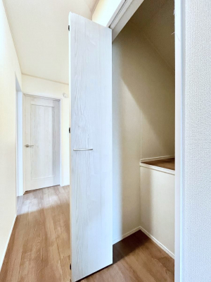 ���̑����ρ@�ݔ���A�������L�����[�B�|�������G�߂̏��������[���邱�Ƃ��ł��܂��B