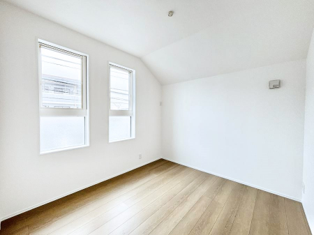 ̑ρ@P`Bed Room`@؂̉肪₳t[O͈炬炷vCx[gԁB߂̃t[Oł̂ŁAǎƂ}b`AXɍLĂʂB