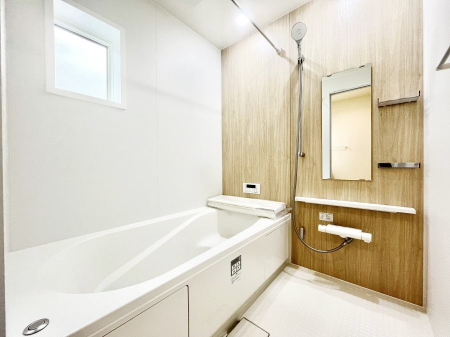 �����@����̔�������Ă���閾�邢�������̂���o�X���[��