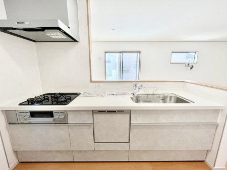 Lb`@`Kitchen`  rOnJE^[Lb`B  ȂƑƃR~jP[VƂ邾łȂA傫ȊJ邱Ƃł܂B  ql̐邱Ƃł܂ˁI
