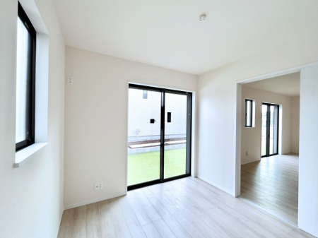 ̑ρ@rOׂ̗ɂmBJčLp邱Ƃ\łB