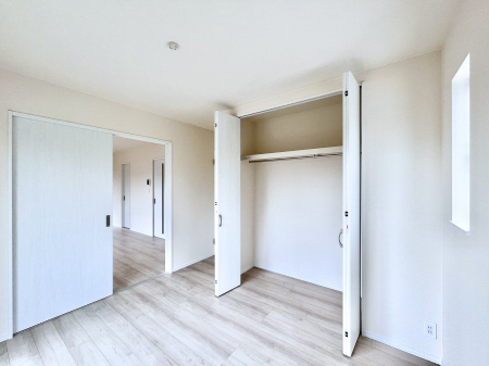 �q�������@�q�������ɂ��������߂Ȏ��[�X�y�[�X�����Ղ�̋���