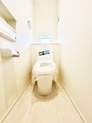 gC@Q`Toilet`@YEXbLEKȃEHVbgtgCł낰ԂłBgC͖g킴𓾂Ȃ́BgC2̂Œ̍Gɕ֗łI