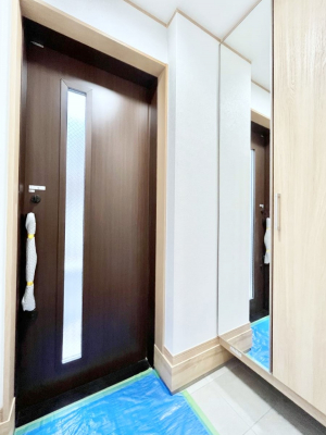 ց@`Entrance`@ʔ~[tȂ̂ŁAoO̐gȂ݃`FbNɁ􌺊ւ͂qlo}ԍŏ̏ꏊAAĂ鎞ɓŏ̏ꏊBȏꏊ炱AǂԂɁc