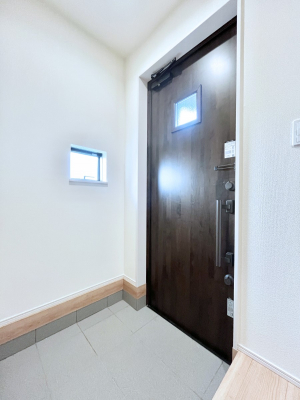 ���ց@�����`Entrance�`�@���ւ͉Ƃ̊�Ƃ����܂����䂪�Ƃ̃Z���X�����肰�Ȃ����������閣�͂��錺�֑�����y���݂̈�B�A���x�ɉƑ����ق��Ƃł���S�n�悢��ԑ������؂ł��ˁ�