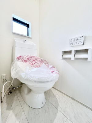 gC@gC1K2KꂼɔzuĂĂƂĂ֗łB 