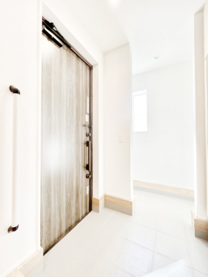 ���ց@�����`Entrance�`�@���ւ͉Ƃ̊�Ƃ����܂����䂪�Ƃ̃Z���X�����肰�Ȃ����������閣�͂��錺�֑�����y���݂̈�B�A���x�ɉƑ����ق��Ƃł���S�n�悢��ԑ������؂ł��ˁ�