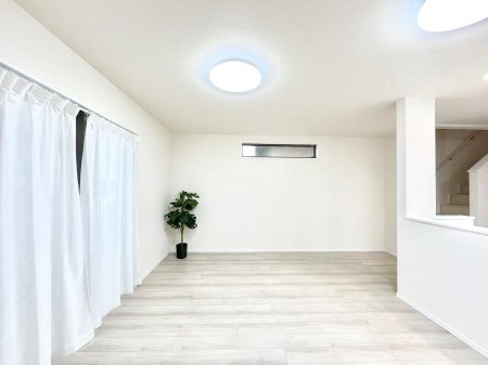 ̑ρ@A`Living`@ɂ݂͂ȂWAHƊybn܂BbɖɂȂ肷āAY锼߂ɂȂĂ܂Bȑ̊Ԃ̍KĂꏊł肽B