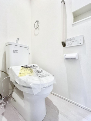 �g�C���@�g�C����1�K��2�K���ꂼ��ɔz�u����Ă��ĂƂĂ��֗��ł��B 