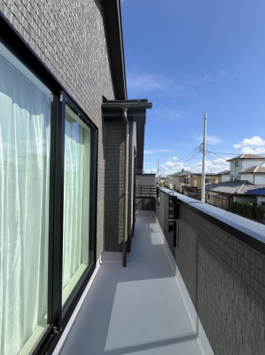 oRj[@A`Balcony`  oRj[͉z݁Azc󕨂C悭Ƃł܂B  g₷JIȃoRj[łzՂ~蒍AoRj[tZ܂B  