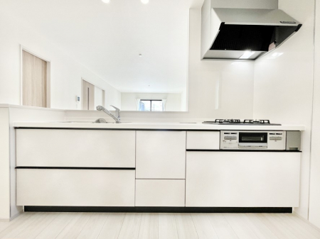 Lb`@A`Kitchen`@LĎg₷Lb`ȂƑłɗAЕtԂȂłႢ܂[Ղ肠̂ŁAƐȈۂۂĂ܂B