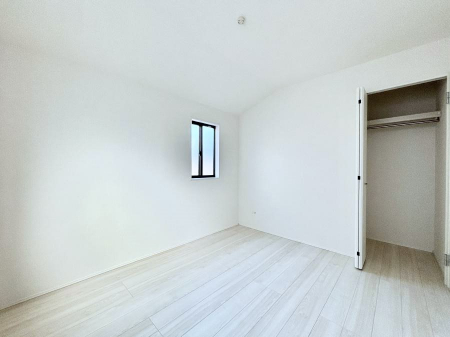 �q�������@�q�������ɂ��������߂Ȏ��[�X�y�[�X�����Ղ�̋���