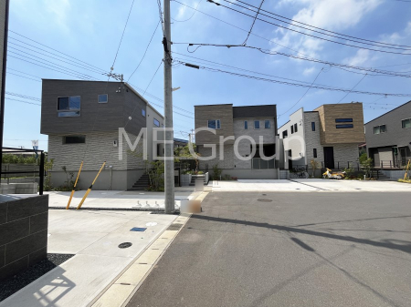 ���n�O�ώʐ^�@�O�ρ`Exterior�`�@�O�ʓ��H�͊ՐÂȏZ��n���͂���Ԓʂ�̏��Ȃ����H�B���Ԃ̏o��������炭�炭�ł��I���s���_�E���n���w�̂���]�́A���C�y�ɂ��₢���킹���������I