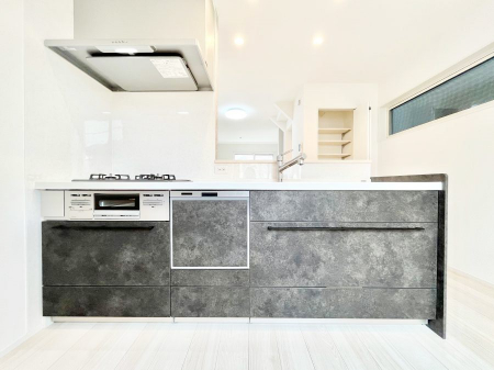 �L�b�`���@������A�������`Kitchen�`�@�L���Ďg���₷���L�b�`���Ȃ�Ƒ��ł�������ɗ�������������A��Еt������ԂȂ��ł����Ⴂ�܂�����[�������Ղ肠��̂ŁA������������Ɛ����Ȉ�ۂ�ۂĂ܂��B