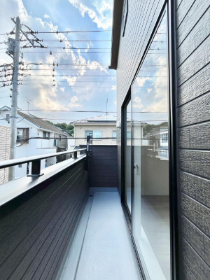 oRj[@`Balcony`  oRj[͉z݁Azc󕨂C悭Ƃł܂B  g₷JIȃoRj[łzՂ~蒍AoRj[tZ܂B  