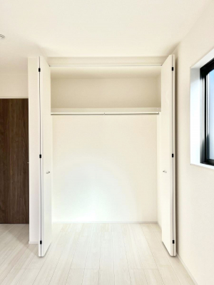 ���[�@�����Ղ�̎��[�X�y�[�X�ŉ��K�ɕ�点���� 