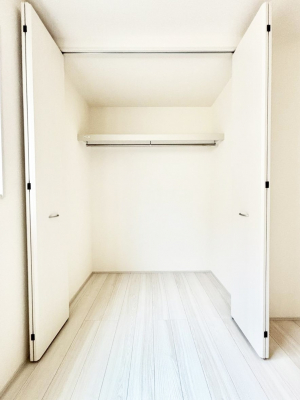 ���[�@�S�����N���[�[�b�g�t��