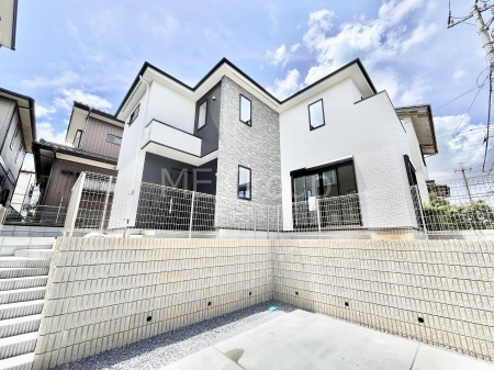 nOώʐ^@Oρ`Exterior`@sœ̃X[Ct΂Ɉ͂܂ꂽyn͓šYꂻBlGʂĎRƐGꍇX|bgӂɂ͐肾IZ݂ȂƁB炵B