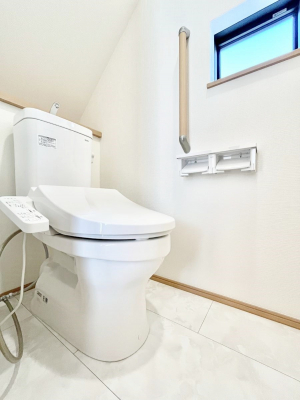 gC@`Toilet`@YEXbLEKȃEHVbgtgCł낰ԂłB̌薾邭AKԂƂȂĂ܂gꏊ炱̔złI