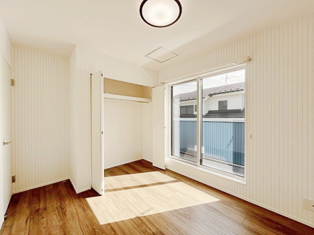 �Q���@�؂̉����肪�₳�����t���[�����O�͈��炬�������炷�Z���