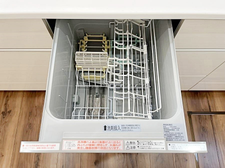 ���̑����ρ@��Еt�����y�ɂȂ�H��@���W�������ŕt���Ă���܂��B�g�������M�����ăX�C�b�`�����������I���Ԃ̗L�����p�ɂ��d�󂵂܂��B