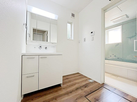 ���ʑ�E���ʏ��@�傫�����₷���O�ʋ��Ő�����������ʑ�́A�g�����Ȃ݃`�F�b�N�┧�̂������ɂ������߂ł��B 