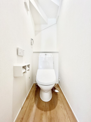 gC@1`Toilet`@̂鐅gC̓EHVbgtłgC͖g킴𓾂Ȃ́BۂłˁBgC2̂Œ̍Gɕ֗łI