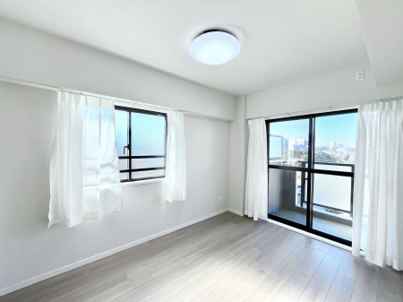 ���̑����ρ@�o���R�j�[���J�������v���X���Ă����m��  