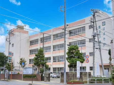 ���ӊ��@���w�Z 990m �K�u��s��������w�Z