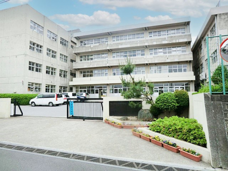 ���ӊ��@���w�Z 1350m ���ˎs���Z�����w�Z