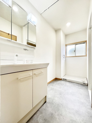 ʑEʏ@_炩Ȓ̌鑋ʎ