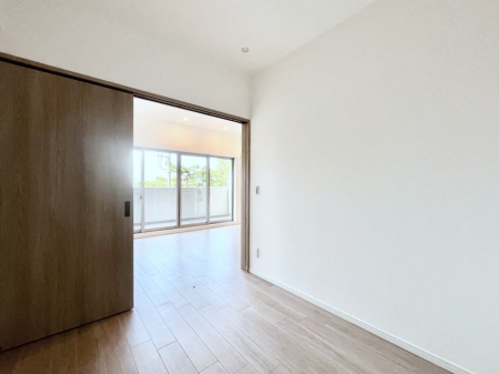 ̑ρ@rOאڂ̗m͊JărỎƂĂg܂