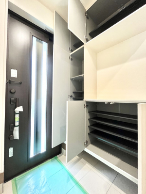 ̑ρ@Ղ[łV[Y{bNXŉƑŠCAւB  