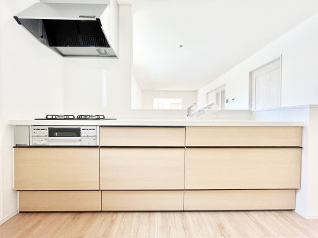 Lb`@A`Kitchen`@LĎg₷Lb`ȂƑłɗAЕtԂȂłႢ܂[Ղ肠̂ŁAƐȈۂۂĂ܂B