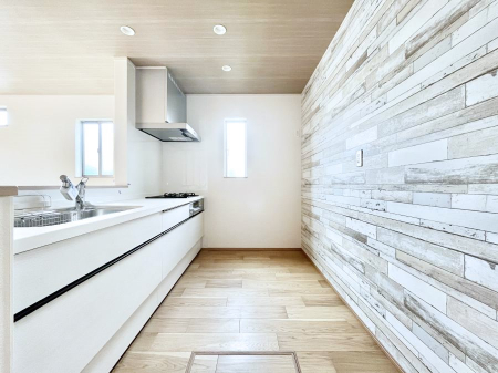 Lb`@`Kitchen`@R鑋̂Lb`gꏊ炱Agl܂BƂLb`R[i[͎LȎdオƂȂĂ܂B