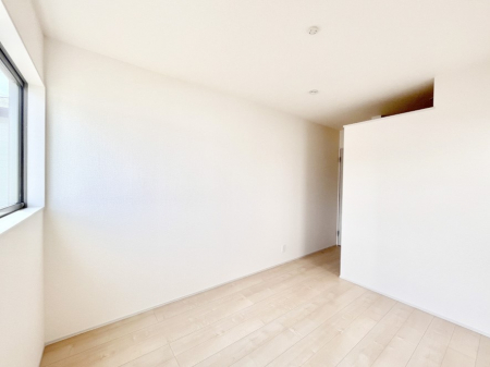 �Q���@�E�H�[�N�C���N���[�[�b�g�����邨�����B�G�߂��Ƃ̓���ւ����s�v�ŕ֗��ł��I