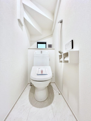 gC@gC1K2KꂼɔzuĂĂƂĂ֗łB 