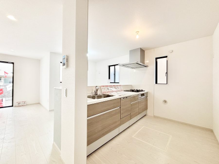 �L�b�`���@�����`Kitchen�`�@���R�������鑋�̂���L�b�`���������g���ꏊ�����炱���A�g��������l�����܂����B�������Ƃ����L�b�`���R�[�i�[�͎����L���Ȏd�オ��ƂȂ��Ă���܂��B