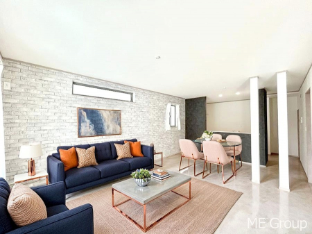 rO@B`Living`@O̗ȂVvłLDKB傫ȑނ̂Ŏ邭AƑ̌ȅƂăsb^łB̗ǂ𐥔񂲗I@ƋCGł