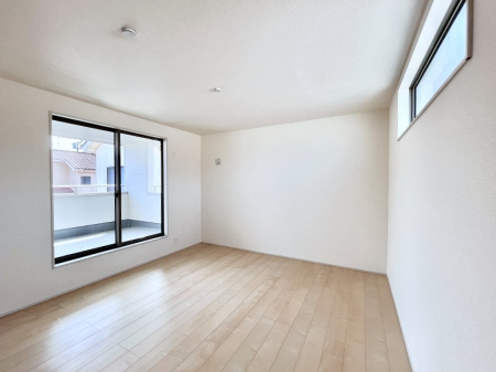 ���̑����ρ@2�ʍ̌����m�ۂ������邢��ԁB�Ƒ��݂�Ȃ����K�ȕ�炵����������݌v�ł��B