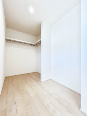 ���̑��@�ߗނ��n���K�[�Ɋ|�����܂܎��[�ł���WIC�B�ߗނ̐������ڂ����₷���ĕ֗��ł��I