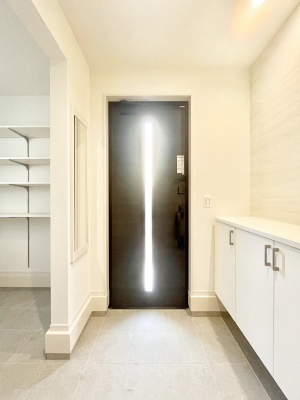 ց@`Entrance`@Ƃ̒łql}ŏ̏ꏊł錺ւ́AƂ̈ۂ̂̂łILxȌ֎[ŁAYɕۂƂo܂􌺊ւɂ͂Ղ[̉ʔI