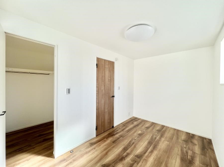 ̑ρ@Pn`Bed Room`@Z߂䂭uقǁA肵ԂZBwKx́uƁvƁuXvƁuvaɖK邾Ɖ߂ĊĂ܂B