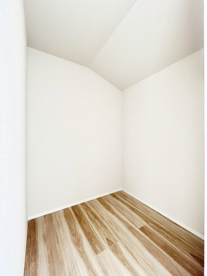 ̑@EH[NCN[[bg̊pŐԃXbL