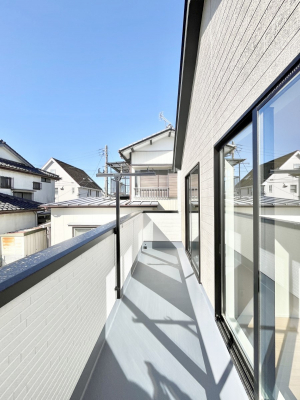 �o���R�j�[�@�������o���R�j�[�������R��������̂������܂��B