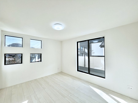 �Q���@���邢�o���R�j�[�T�C�h�ɗm����ݒu�B�ڊo�߂̗ǂ��Q���ɁB 