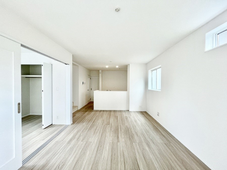 ���̑����ρ@�V���v���ȃf�U�C���Ȃ̂ŃC���e���A���l����̂��y���݂ł��ˁI